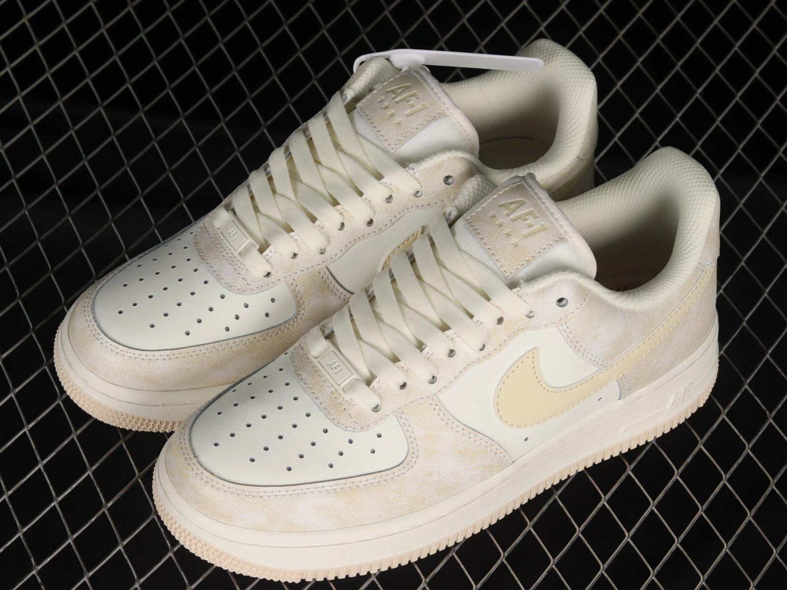 Nike Air Force 1 07 Low Rock Apricot White KP6936-669 - Image 5