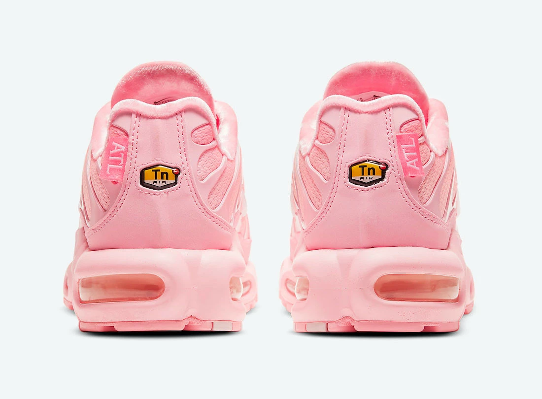 Nike Air Max 90 All Black Running Shoes - Image 4