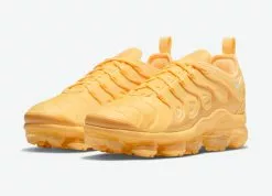 Nike Air VaporMax Plus Pastel Yellow White Running Shoes DJ5993-800